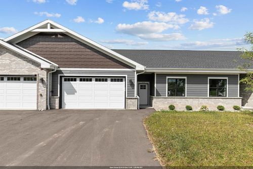 3010 Community Way, MENASHA, WI, 54952 | Card Image