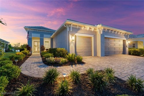 3992 Skysail Dr, Naples, FL, 34120-0556 | Card Image