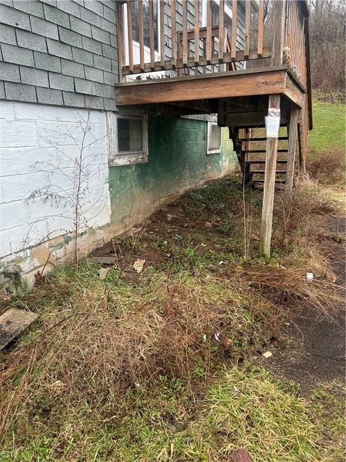 147 1st St, Confluence, PA, 15424-3318 | Card Image