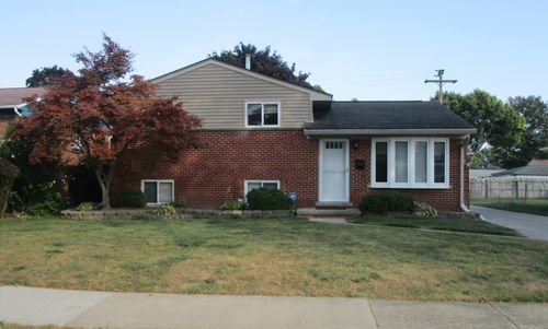 55 Meadle St, Mount Clemens, MI, 48043-2364 | Card Image