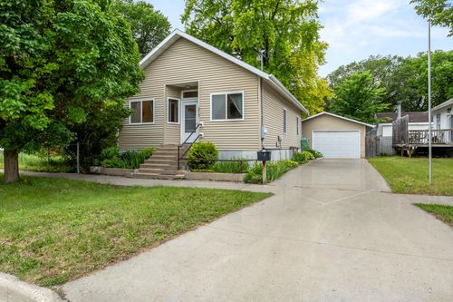 317 15th St S, Fargo, ND, 58103-1639 | Card Image