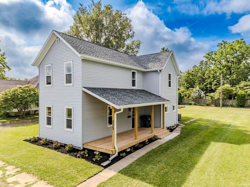 225 E Washington St, Dunkirk, IN, 47336-1329 | Card Image