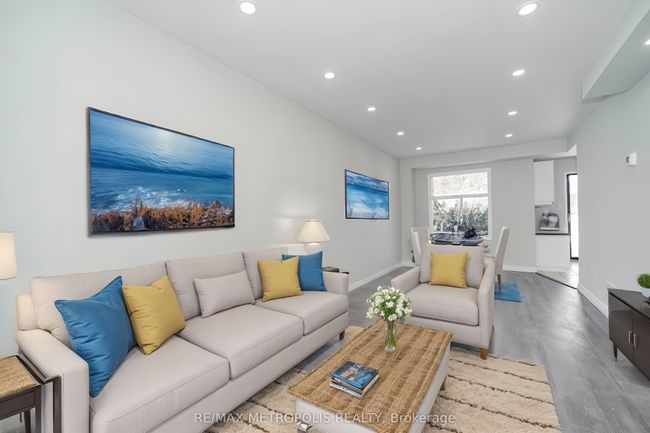1927 Parkside Dr, House other with 5 bedrooms, 4 bathrooms and 2 parking in Pickering ON | Image 4