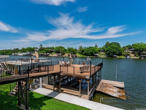 208 Riverside Dr, Kingsland, TX, 78639-4020 | Card Image
