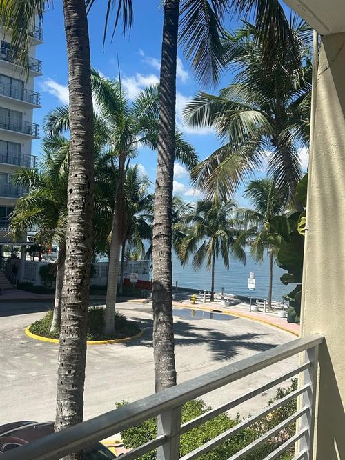 apt-302-1441 Lincoln Rd, Miami Beach, FL, 33139-2120 | Card Image