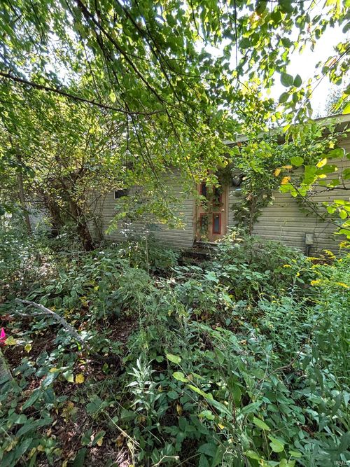 3051 Nw Lakeshore Dr, Macy, IN, 46951-8306 | Card Image