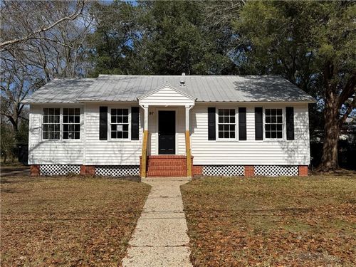 97 Grant St, Chickasaw, AL, 36611-2133 | Card Image