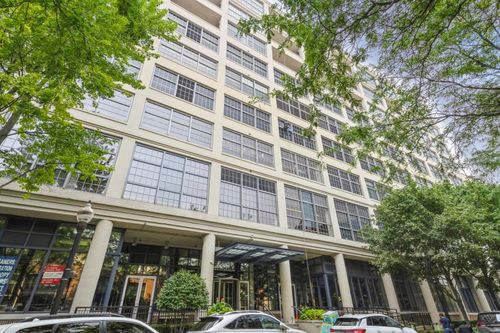 apt-718-900 N Kingsbury St, Chicago, IL, 60610-7434 | Card Image