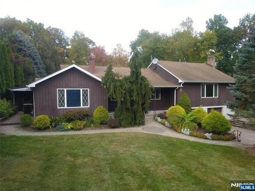 78 Lincoln St, East Hanover, NJ, 07936-3702 | Card Image