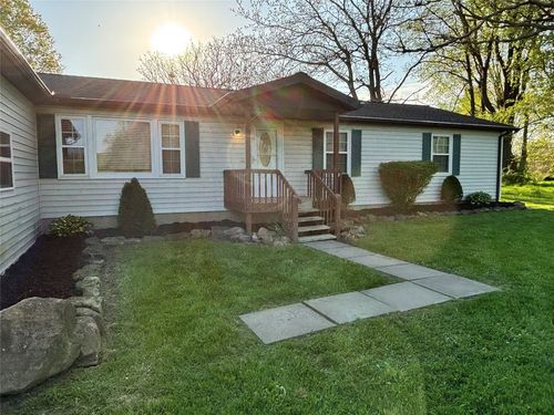 19220 Murphy Rd, Corry, PA, 16407-7004 | Card Image