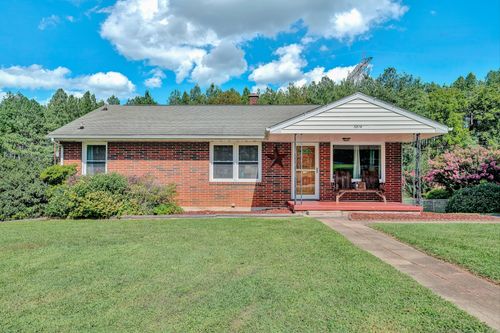 5814 Maywood Ave, Salem, VA, 24153-8378 | Card Image