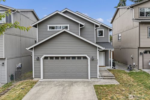 4244 Se Horsehead Way, Port Orchard, WA, 98366-4080 | Card Image