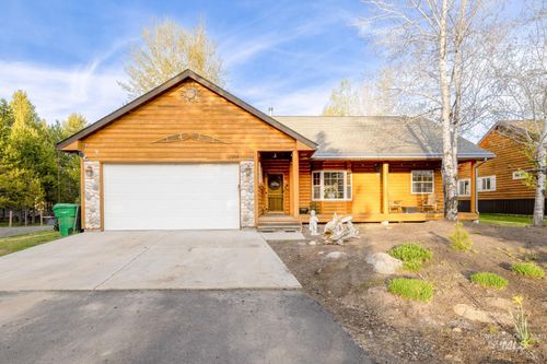 12954 Upland Rd, Donnelly, ID, 83615-4709 | Card Image