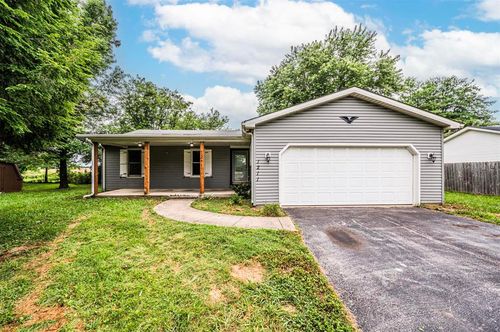 1211 Derek Dr, Franklin, KY, 42134-2064 | Card Image