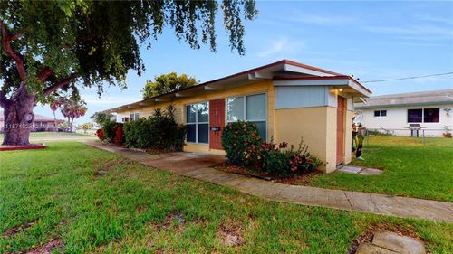 2-227 Se 1st St, Dania Beach, FL, 33004-3701 | Card Image