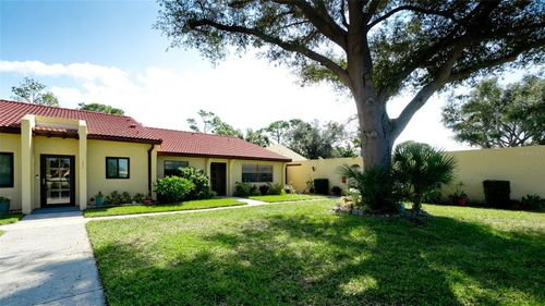 1215 56th St W, Bradenton, FL, 34209-4715 | Card Image