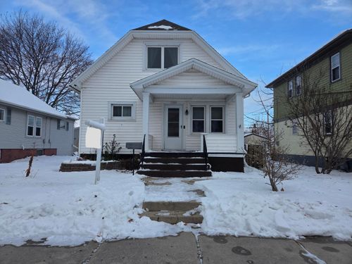 1346 Lenz Ct, Sheboygan, WI, 53083-4705 | Card Image