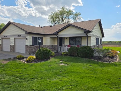 b-2503 Megan Ct, Sterling, IL, 61081-9056 | Card Image