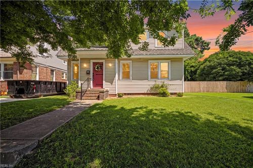 1608 Bain St, Portsmouth, VA, 23704-2010 | Card Image