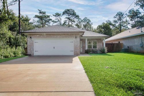 3030 N 38th Ave, Milton, FL, 32583-6123 | Card Image