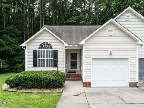 3008 E Cotton Gin Dr, Clayton, NC, 27527-3300 | Card Image