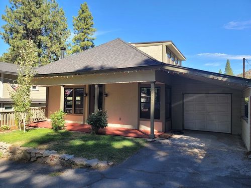 22204 Spruce St, Floriston, CA, 96111-4513 | Card Image