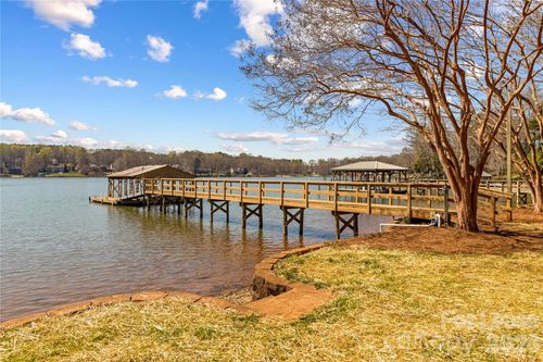 118 Revere Dr, Mooresville, NC, 28117-8897 | Card Image