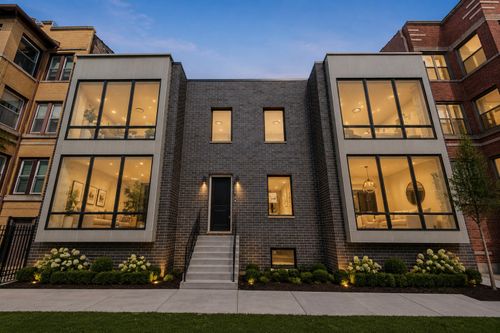 4719 S Ingleside Ave, CHICAGO, IL, 60615-1811 | Card Image