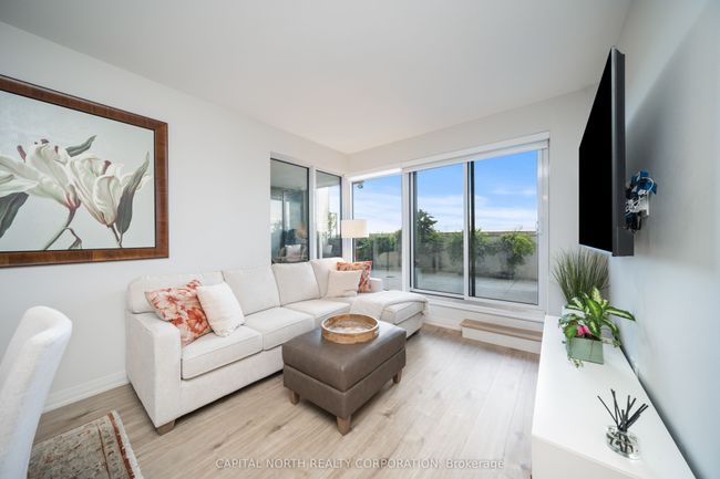 231 - 9000 Jane St, Condo with 2 bedrooms, 2 bathrooms and 2 parking in Concord ON | Image 11