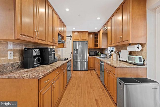 9220 Burnetta Dr, House other with 4 bedrooms, 4 bathrooms and null parking in ANNANDALE VA | Image 20