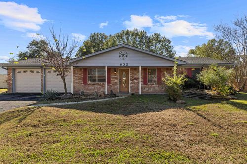 902 Blueridge Pkwy, Longview, TX, 75605 | Card Image