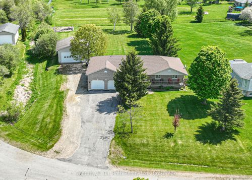 28 Marl Creek Dr, Phelpston, ON, L0L2K0 | Card Image