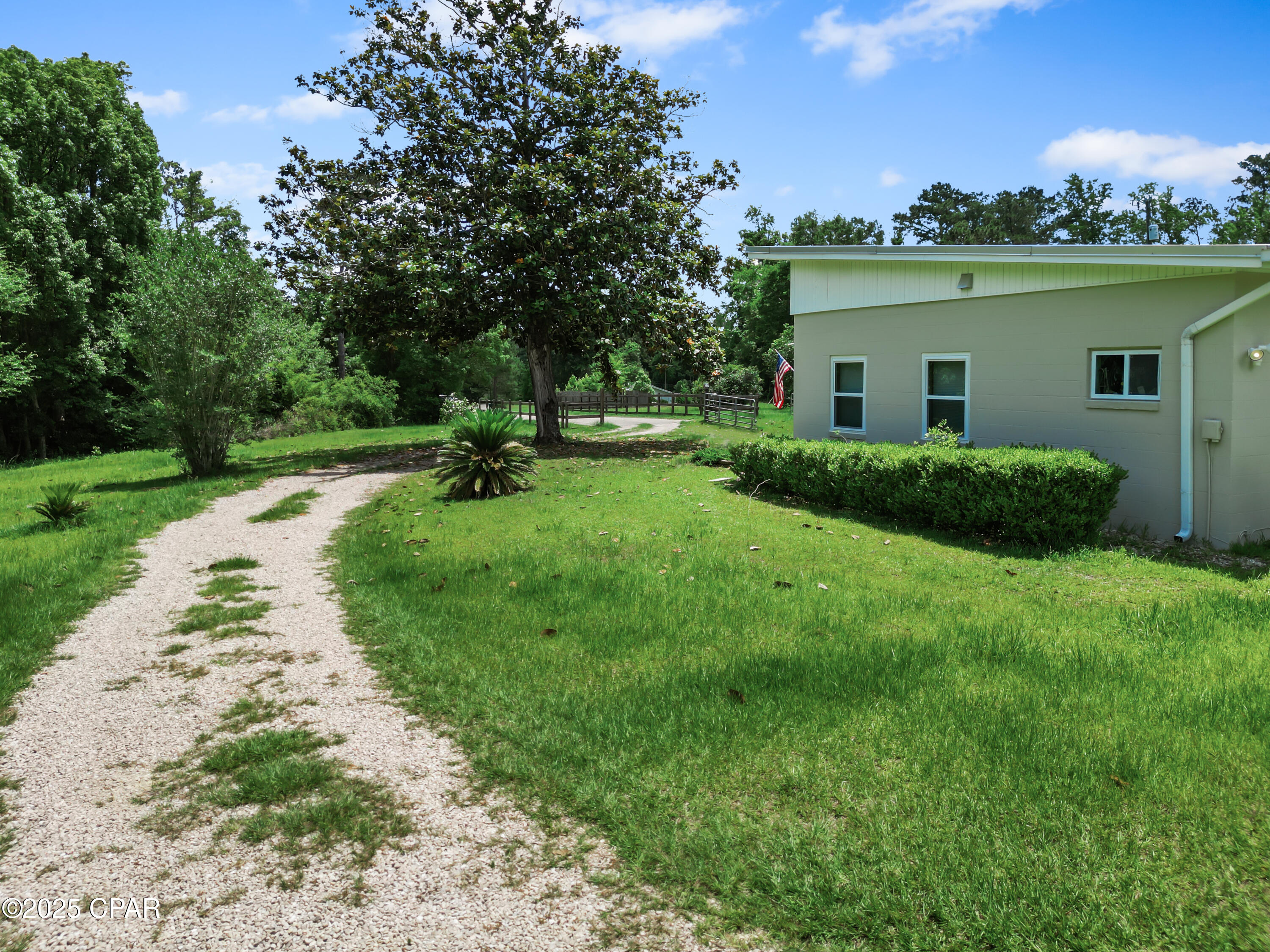 Residential in Chattahoochee 3