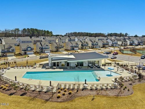 654 Sefton Park Dr, Zebulon, NC, 27597-4471 | Card Image