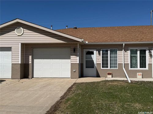 b-1307 98th St, Tisdale, SK, S0E1T0 | Card Image