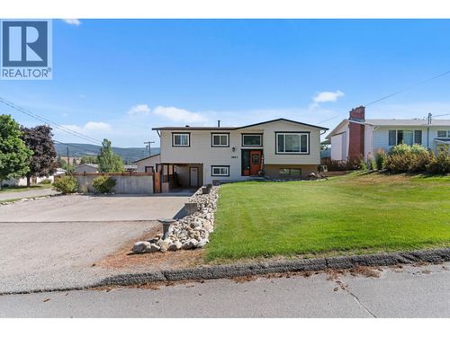 1863 Cathy Ave, Kelowna, BC, V1P1L4 | Card Image