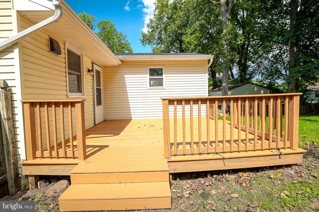 Residential in WINDSOR MILL 3