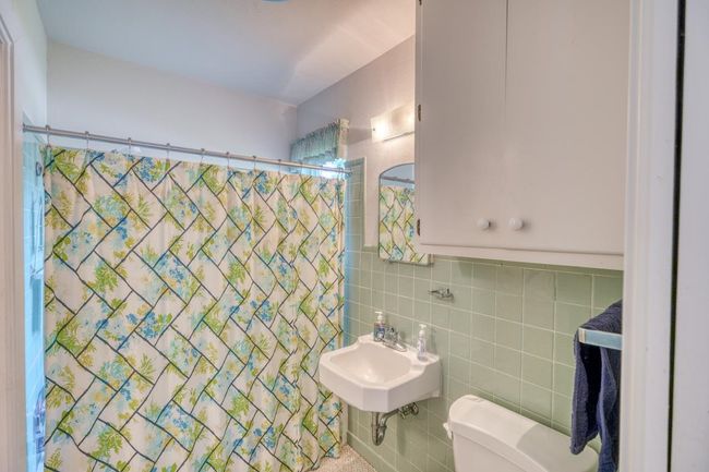 132 Glen Oaks Dr, House other with 2 bedrooms, 2 bathrooms and null parking in Sunrise Beach TX | Image 30