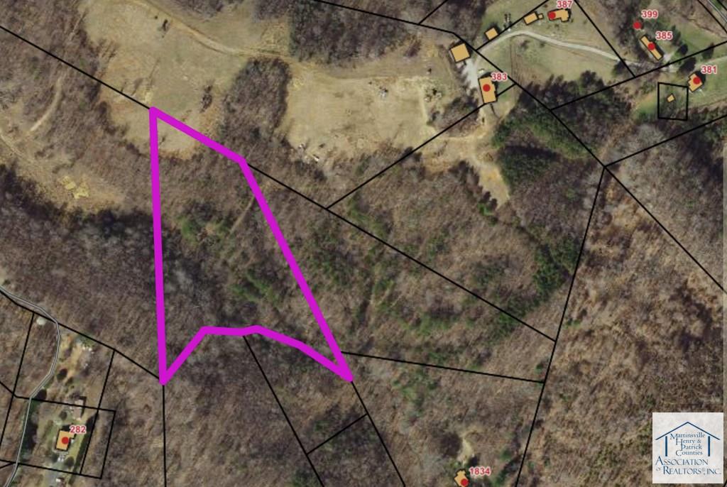 Land in Bassett 2