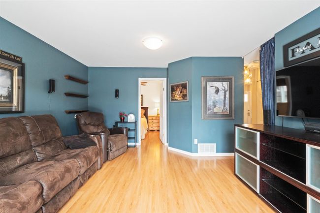 6030 189 Street, House other with 4 bedrooms, 2 bathrooms and 6 parking in Surrey BC | Image 28