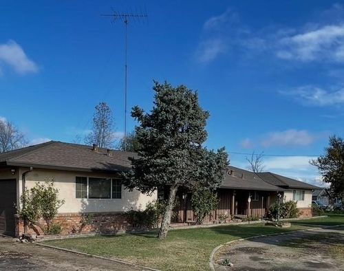 119 E Clausen Rd, Turlock, CA, 95380-9712 | Card Image