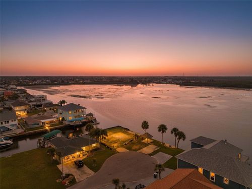 13508 Claudia Dr, HUDSON, FL, 34667-1537 | Card Image