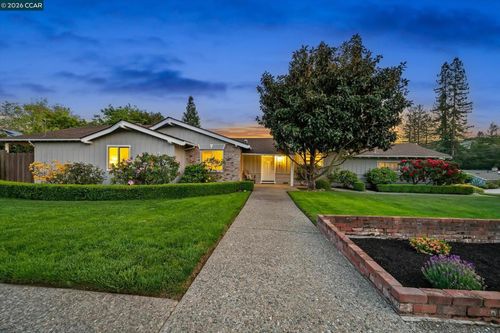 102 Fiesta Cir, Orinda, CA, 94563-4310 | Card Image