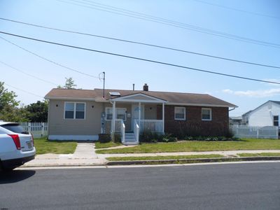 1814 N Michigan Ave, House other with 3 bedrooms, 1 bathrooms and null parking in Atlantic City NJ | Image 1