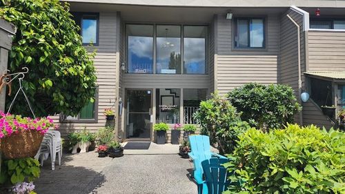 204-3391 Springfield Drive, Richmond, BC, V7E1Y9 | Card Image