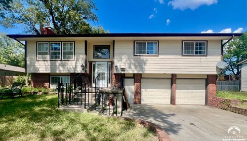 540 Arizona St, Lawrence, KS, 66049-2100 | Card Image
