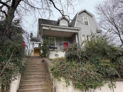 100 Dennison St, Little Rock, AR, 72205-6119 | Card Image