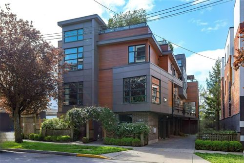 5-1137 Meares St, Victoria, BC, V8V3J9 | Card Image