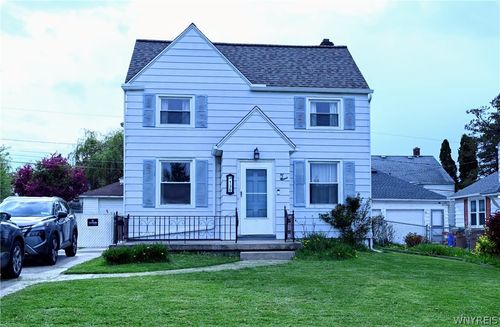 130 Leonard Post Dr, Buffalo, NY, 14211-2808 | Card Image