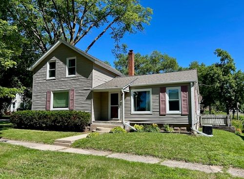 204 E 6th St, Pecatonica, IL, 61063-9505 | Card Image